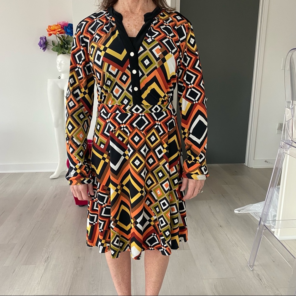 ❤️ NY Collection 70’s Retro Funky Long Sleeve Dress